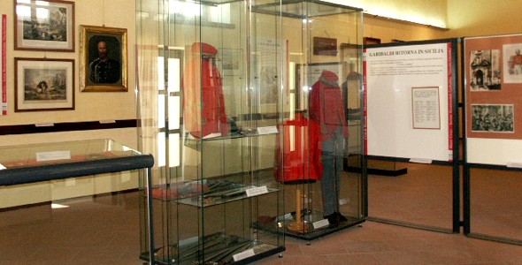 Cimeli e documenti custoditi nel Museo Civico (Complesso Monumentale San Pietro)