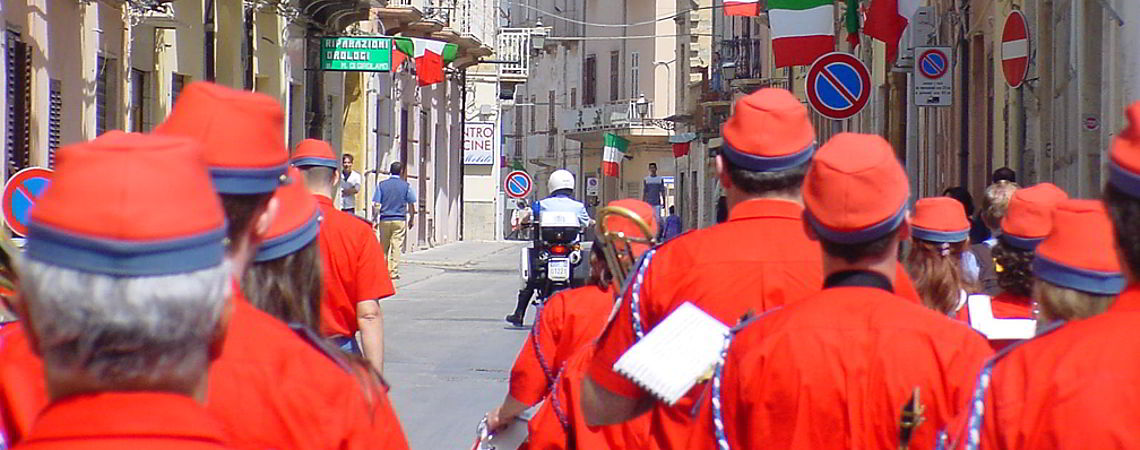 Sfilata delle camicie rosse